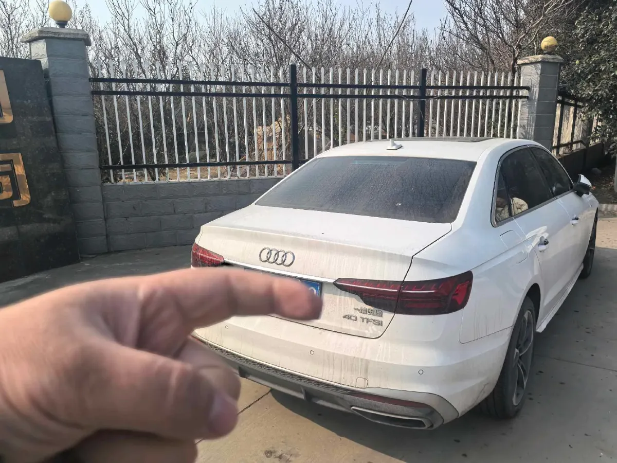 2024 Audi A4L 2.0T 190HP L4 7DCT,autocango,china used car exporter,china ev exporter,chinese used car exporter,chinese used ev exporter