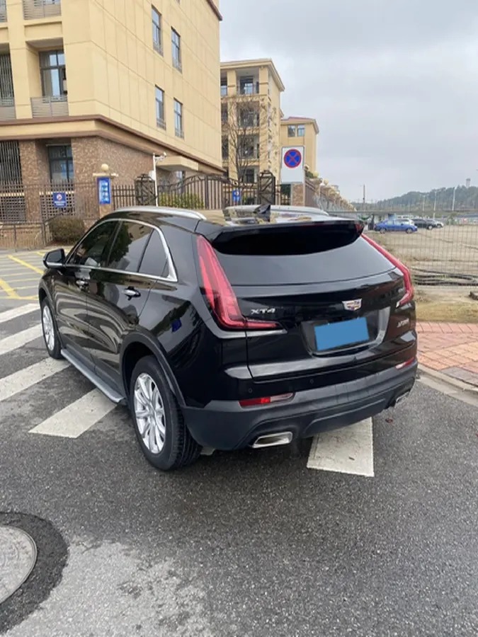 2021 Cadillac XT4 2.0T 237HP L4 9AT,autocango,china used car exporter,china ev exporter,chinese used car exporter,chinese used ev exporter