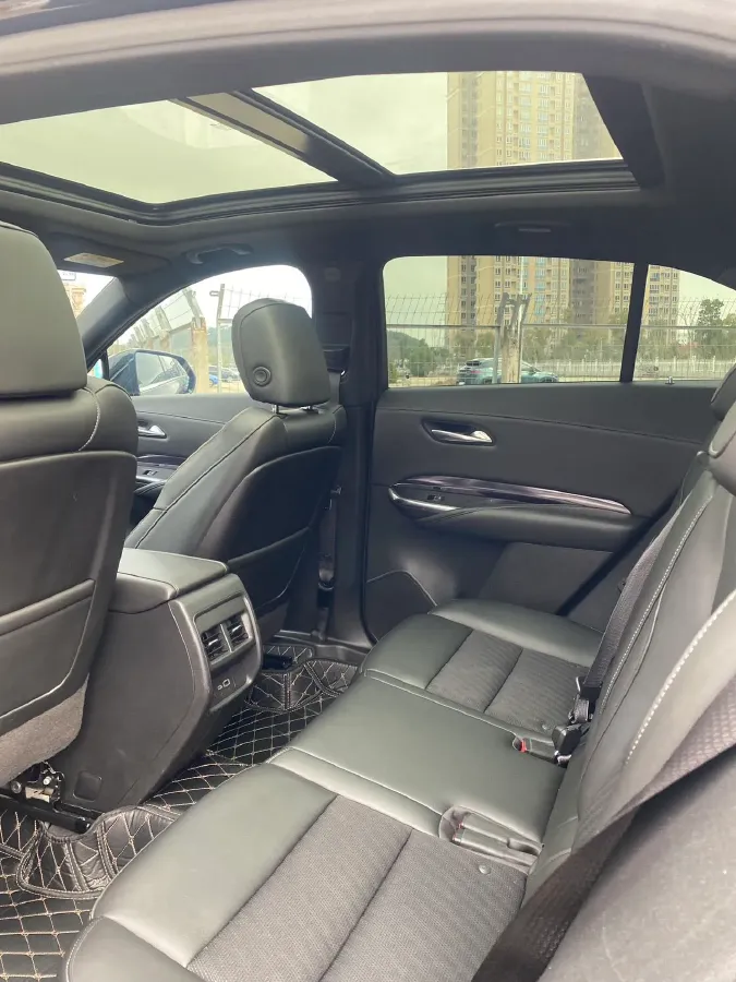 2021 Cadillac XT4 2.0T 237HP L4 9AT,autocango,china used car exporter,china ev exporter,chinese used car exporter,chinese used ev exporter