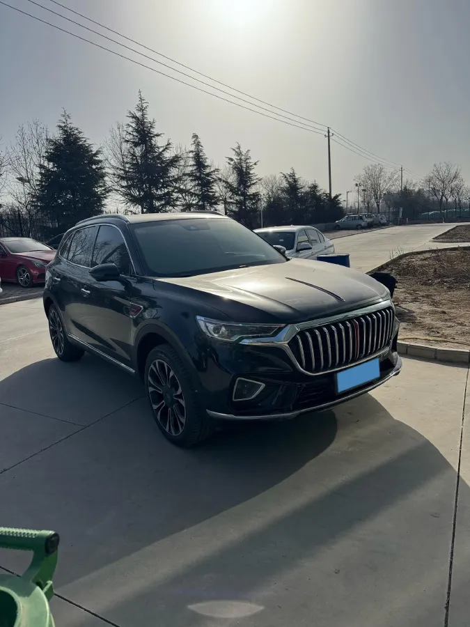 2022 HongQi HS5 2.0T 224HP L4 6AT,autocango,china used car exporter,china ev exporter,chinese used car exporter,chinese used ev exporter