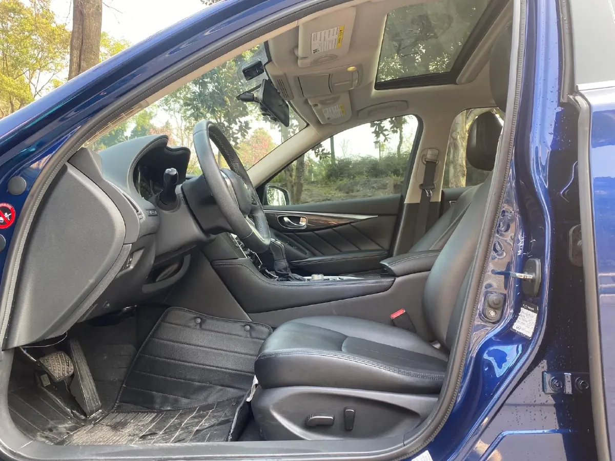 2018 MAXUS G10 2.0T 224HP L4 6AT,autocango,china used car exporter,china ev exporter,chinese used car exporter,chinese used ev exporter