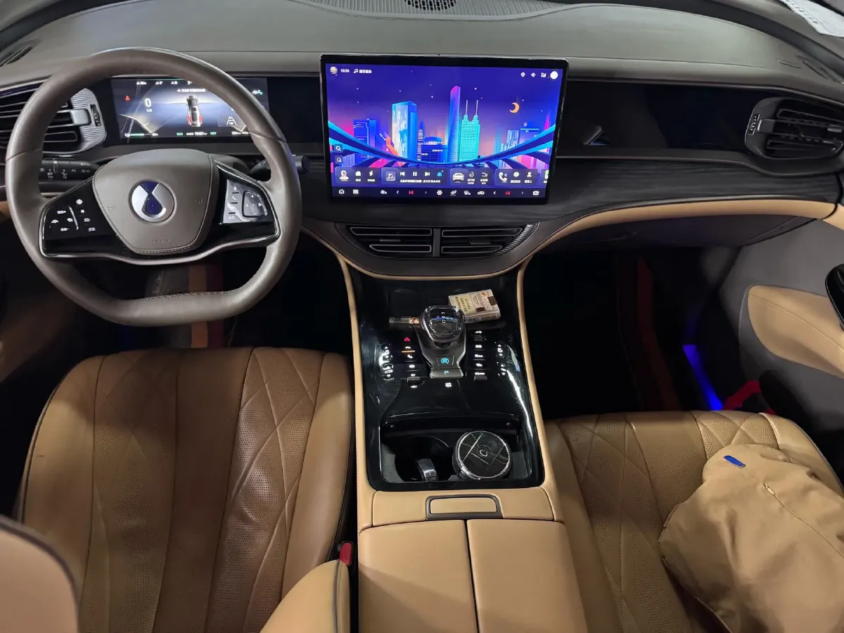 2022 Mercedes-Benz GLC Class 2.0T 197HP L4 9AT,autocango,china used car exporter,china ev exporter,chinese used car exporter,chinese used ev exporter