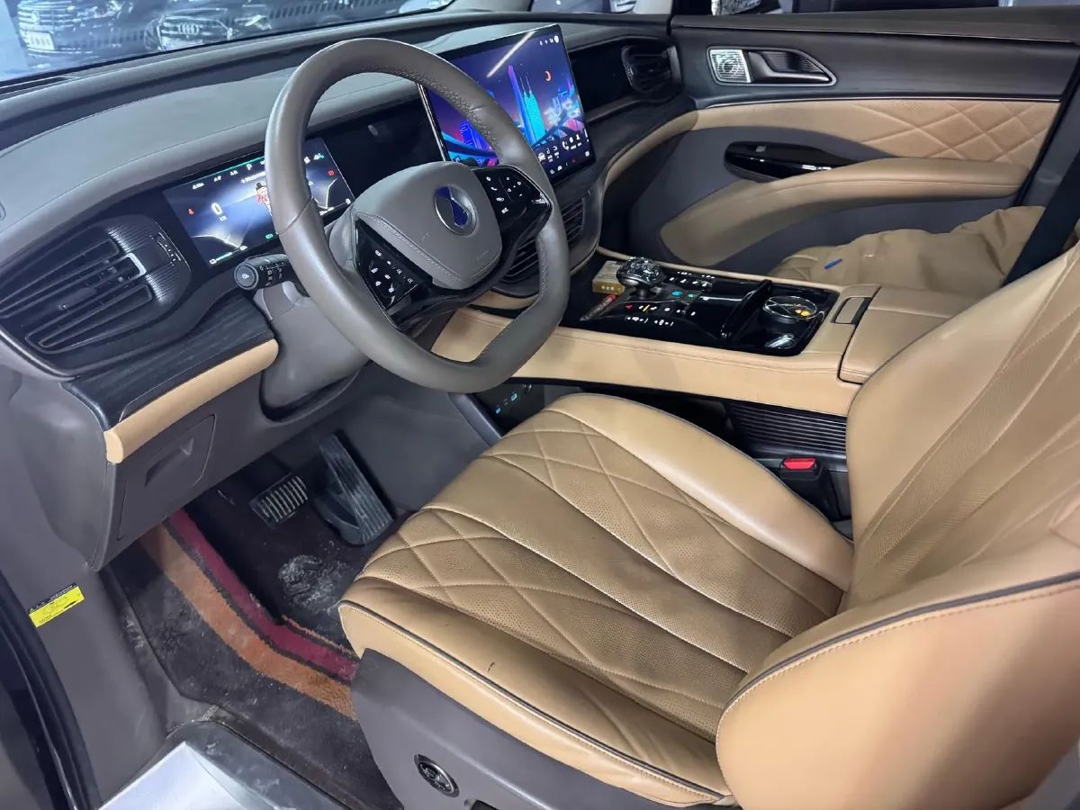 2022 Mercedes-Benz GLC Class 2.0T 197HP L4 9AT,autocango,china used car exporter,china ev exporter,chinese used car exporter,chinese used ev exporter