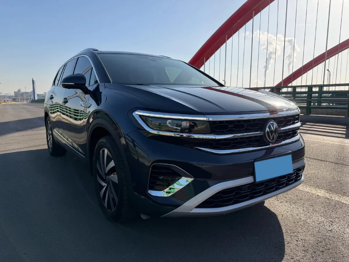 2021 Volkswagen Talagon 2.0T 220HP L4 7DCT,autocango,china used car exporter,china ev exporter,chinese used car exporter,chinese used ev exporter