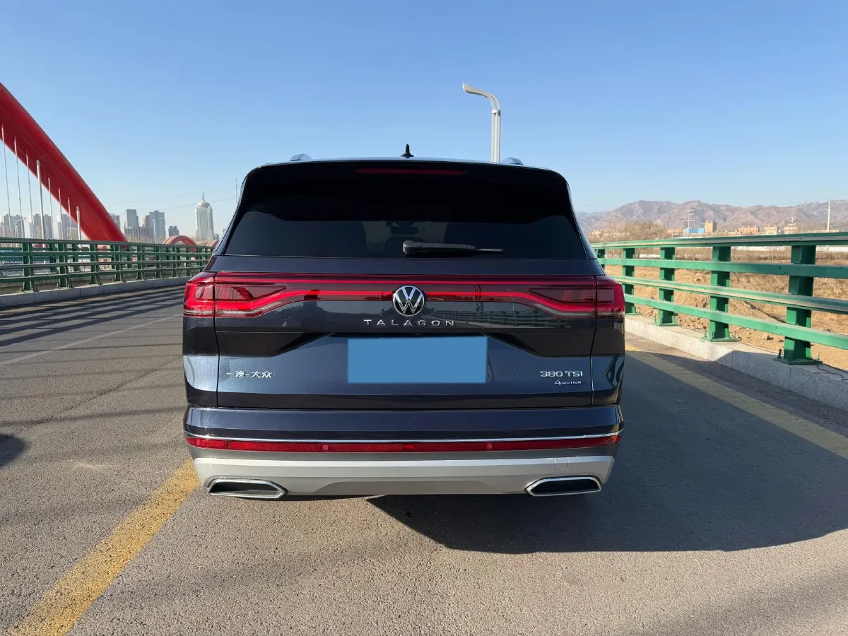 2021 Volkswagen Talagon 2.0T 220HP L4 7DCT,autocango,china used car exporter,china ev exporter,chinese used car exporter,chinese used ev exporter