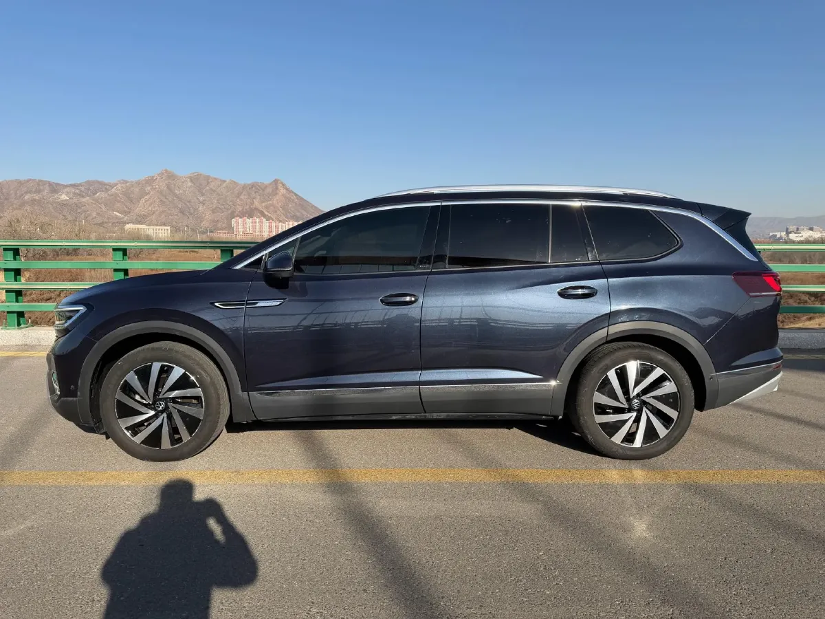 2021 Volkswagen Talagon 2.0T 220HP L4 7DCT,autocango,china used car exporter,china ev exporter,chinese used car exporter,chinese used ev exporter