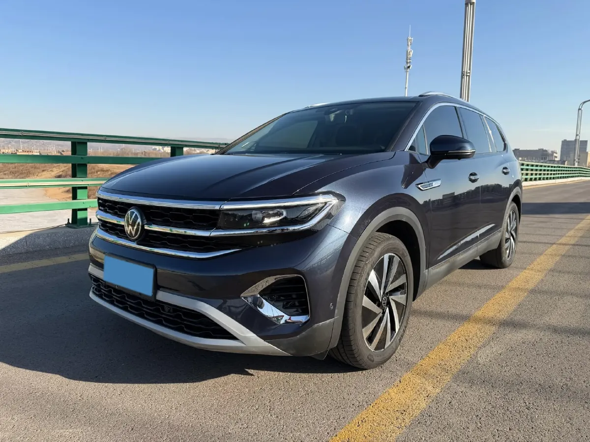 2021 Volkswagen Talagon 2.0T 220HP L4 7DCT,autocango,china used car exporter,china ev exporter,chinese used car exporter,chinese used ev exporter