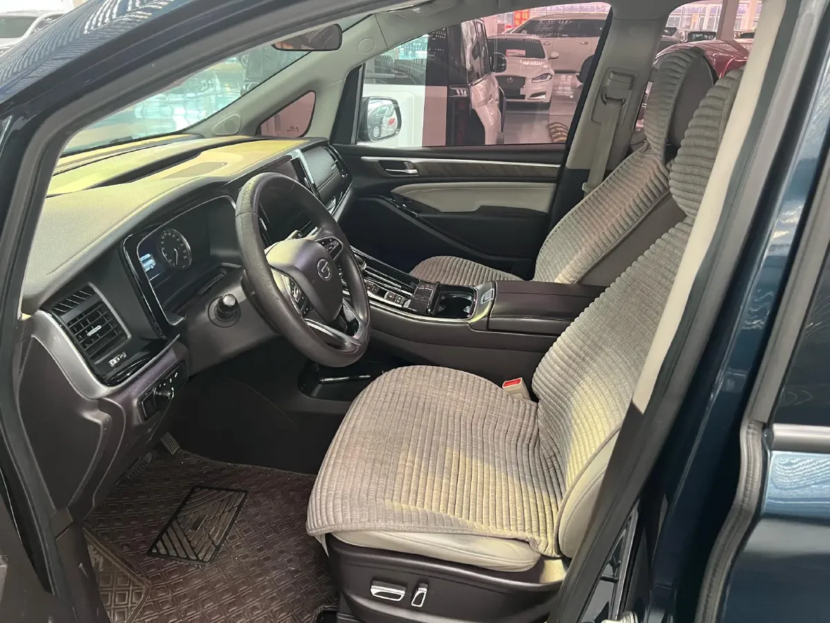 2021 GAC Trumpchi M8 2.0T 252HP L4 8AT,autocango,china used car exporter,china ev exporter,chinese used car exporter,chinese used ev exporter