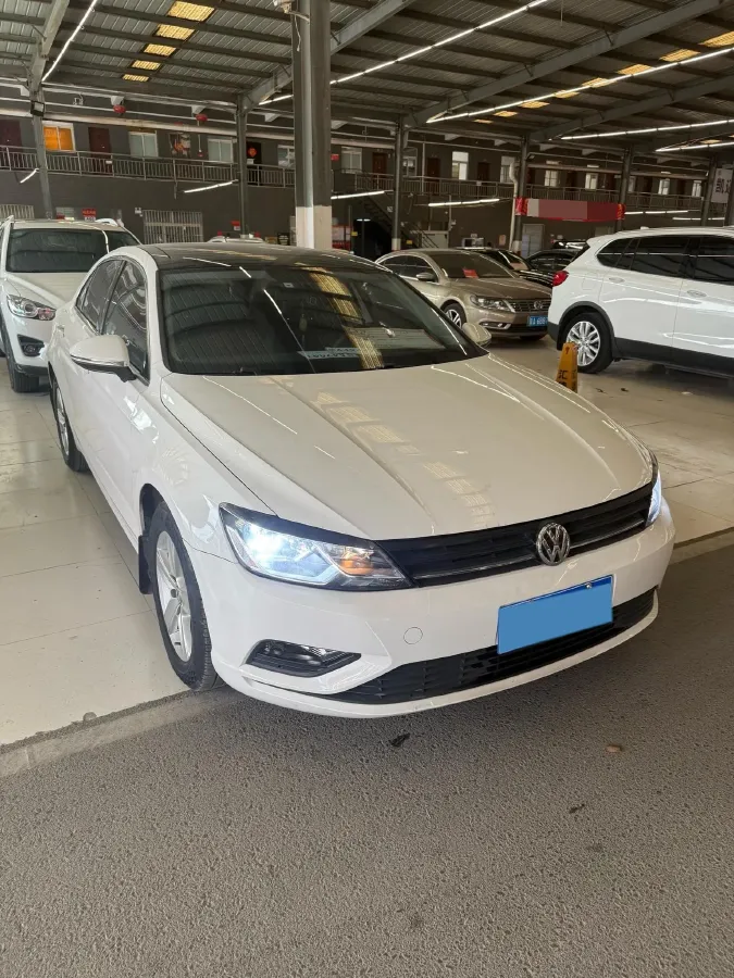 2017 Volkswagen Lamando 1.4T 131HP L4 7DCT,autocango,china used car exporter,china ev exporter,chinese used car exporter,chinese used ev exporter