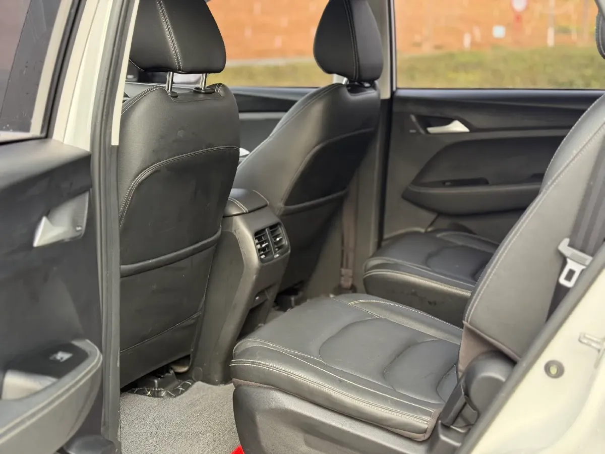 2020 HanTeng X5 1.5T 156HP L4 6AT,autocango,china used car exporter,china ev exporter,chinese used car exporter,chinese used ev exporter