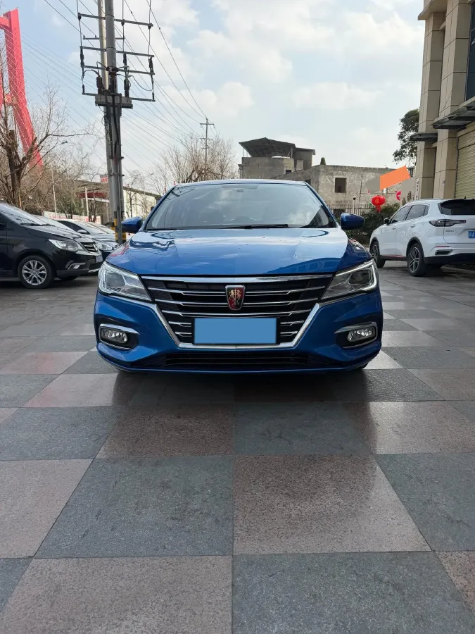 2019 Roewe i5 1.5L 120HP L4 5MT,autocango,china used car exporter,china ev exporter,chinese used car exporter,chinese used ev exporter