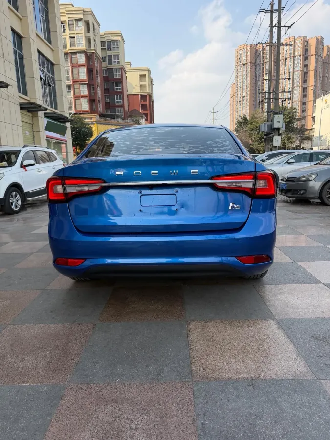 2019 Roewe i5 1.5L 120HP L4 5MT,autocango,china used car exporter,china ev exporter,chinese used car exporter,chinese used ev exporter