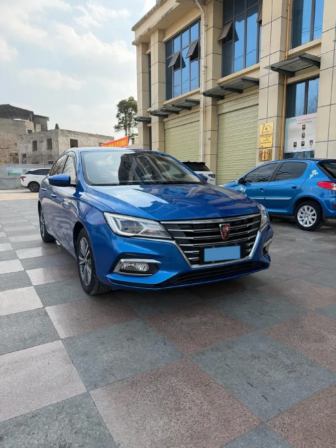 2019 Roewe i5 1.5L 120HP L4 5MT,autocango,china used car exporter,china ev exporter,chinese used car exporter,chinese used ev exporter
