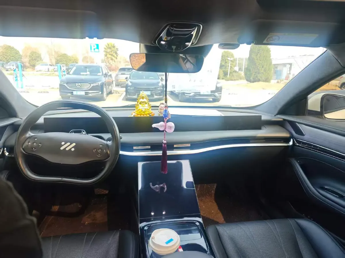 2022 IM L7 BEV 90KWH,autocango,china used car exporter,china ev exporter,chinese used car exporter,chinese used ev exporter