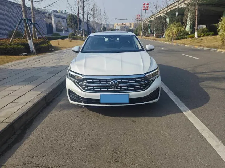 2023 Volkswagen Sagitar 1.2T 116HP L4 7DCT,autocango,china used car exporter,china ev exporter,chinese used car exporter,chinese used ev exporter