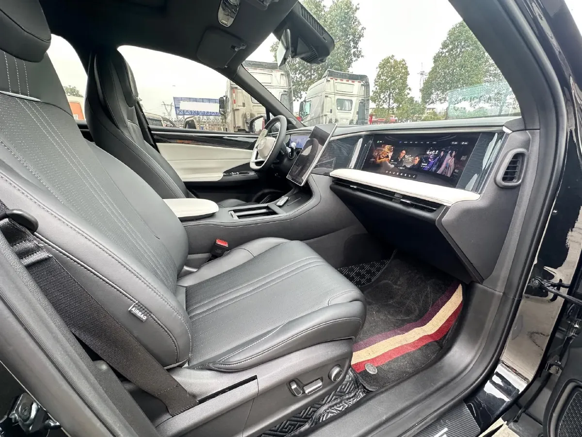 2024 Geely Galaxy L7 1.5T 163HP L4 3DHT PHEV 18.7KWH,autocango,china used car exporter,china ev exporter,chinese used car exporter,chinese used ev exporter