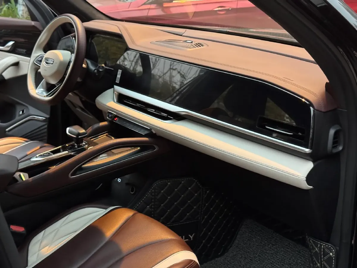 2021 Geely Monjaro 2.0T 218HP L4 7DCT,autocango,china used car exporter,china ev exporter,chinese used car exporter,chinese used ev exporter