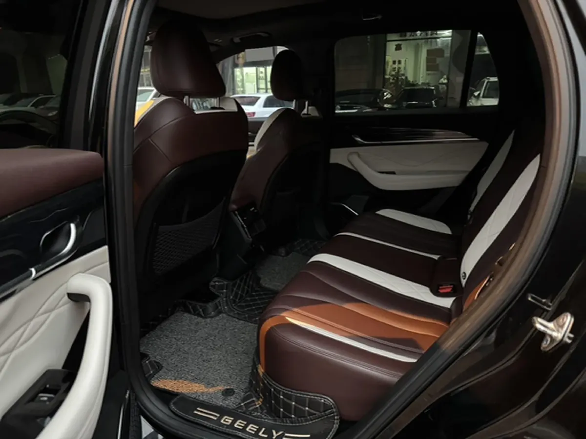 2021 Geely Monjaro 2.0T 218HP L4 7DCT,autocango,china used car exporter,china ev exporter,chinese used car exporter,chinese used ev exporter