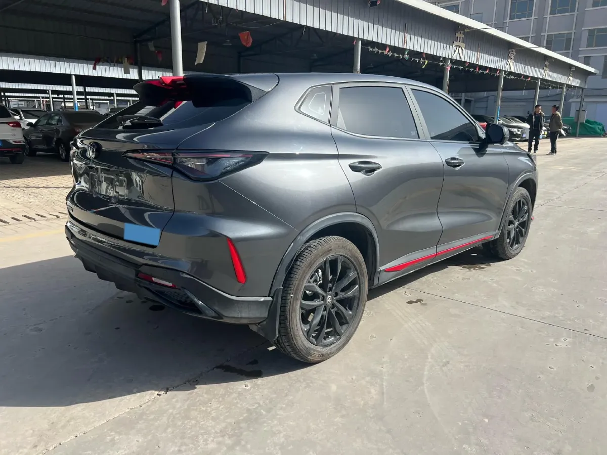 2024 ChangAn X5 PLUS 1.5T 188HP L4 7DCT,autocango,china used car exporter,china ev exporter,chinese used car exporter,chinese used ev exporter