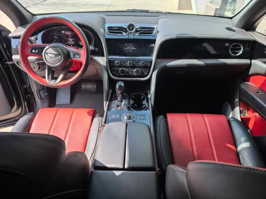 2021 Bentley Bentayga 4.0T 550HP V8 8AT,autocango,china used car exporter,china ev exporter,chinese used car exporter,chinese used ev exporter