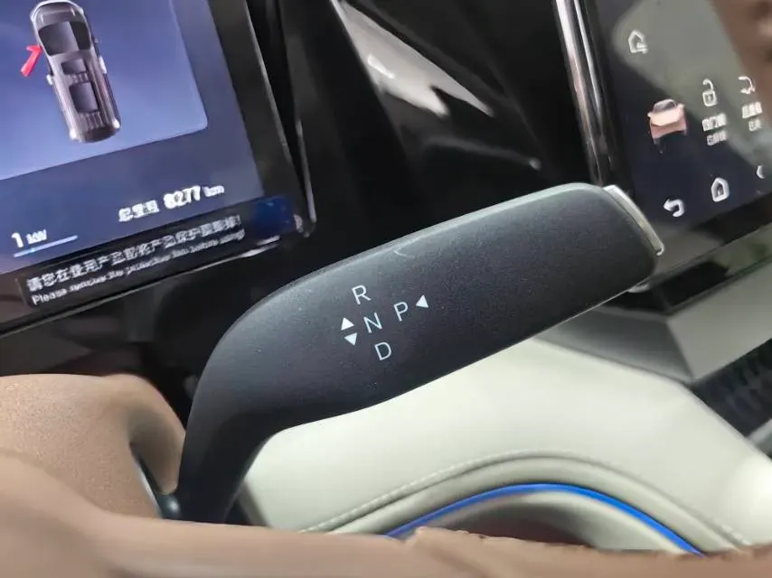 2025 BYD Xia 1.5T 156HP L4 E-CVT PHEV 36.6KWH,autocango,china used car exporter,china ev exporter,chinese used car exporter,chinese used ev exporter