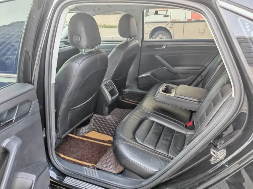 2017 Volkswagen Passat 1.8T 180HP L4 7DCT,autocango,china used car exporter,china ev exporter,chinese used car exporter,chinese used ev exporter