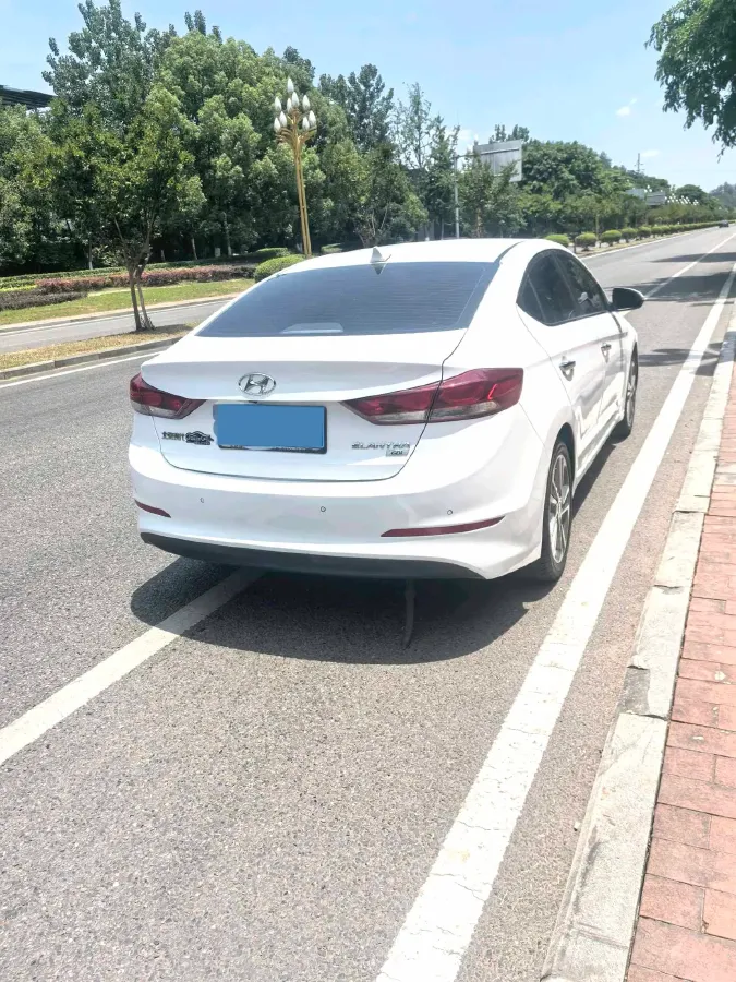 2016 Hyundai Elantra 1.6L 130HP L4 6AT,autocango,china used car exporter,china ev exporter,chinese used car exporter,chinese used ev exporter