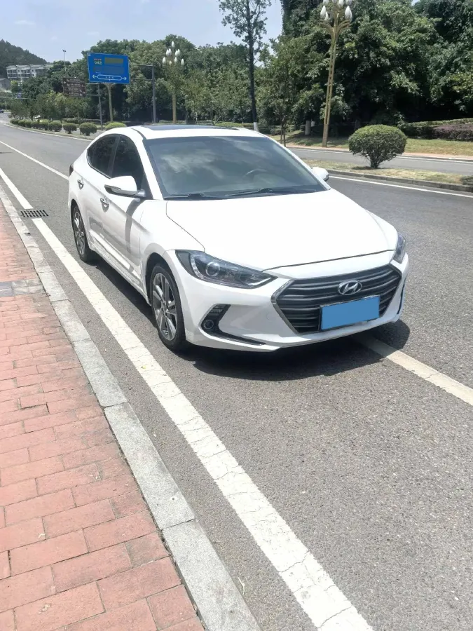 2016 Hyundai Elantra 1.6L 130HP L4 6AT,autocango,china used car exporter,china ev exporter,chinese used car exporter,chinese used ev exporter