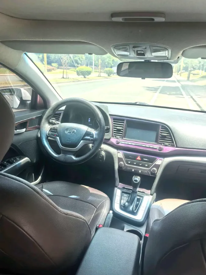 2016 Hyundai Elantra 1.6L 130HP L4 6AT,autocango,china used car exporter,china ev exporter,chinese used car exporter,chinese used ev exporter