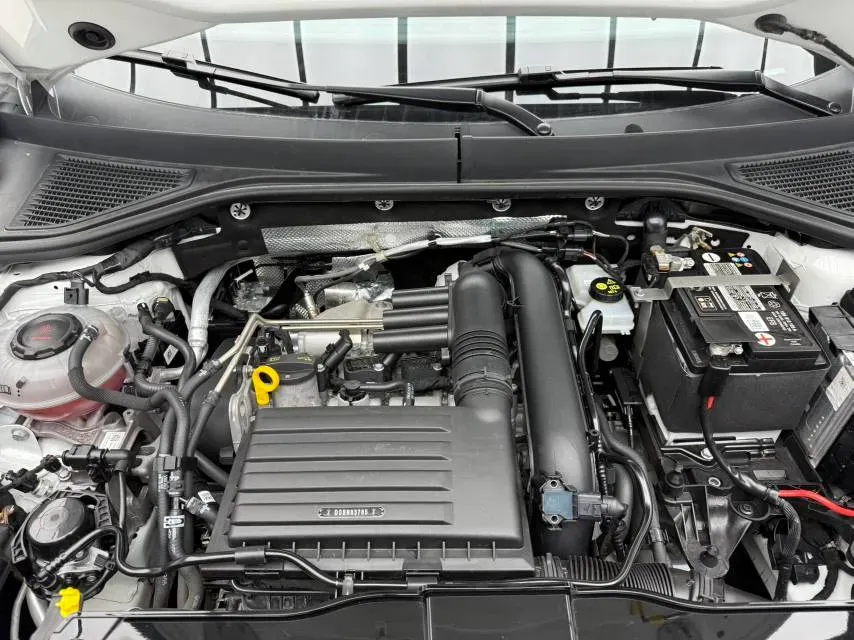 2022 Volkswagen T-Roc 1.4T 150HP L4 7DCT,autocango,china used car exporter,china ev exporter,chinese used car exporter,chinese used ev exporter