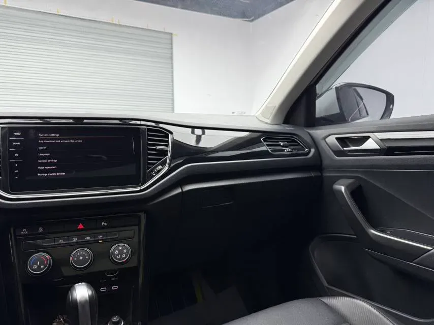 2022 Volkswagen T-Roc 1.4T 150HP L4 7DCT,autocango,china used car exporter,china ev exporter,chinese used car exporter,chinese used ev exporter