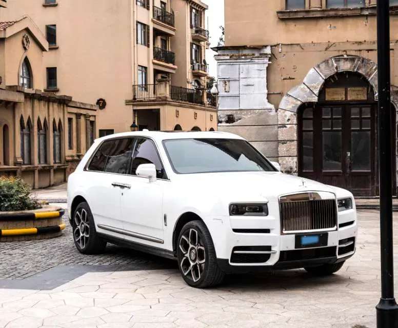 2018 Rolls-Royce Cullinan 6.7T 571HP V12 8AT,autocango,china used car exporter,china ev exporter,chinese used car exporter,chinese used ev exporter