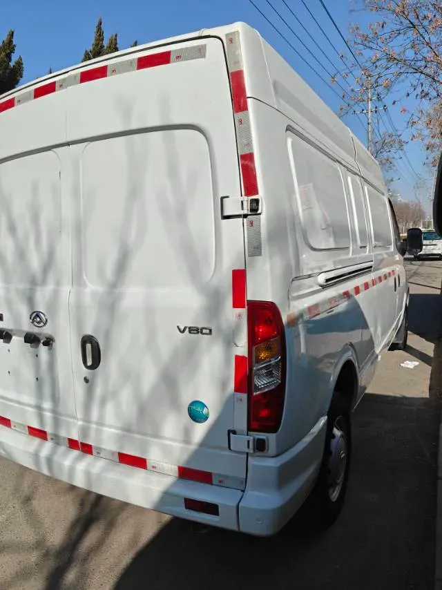 2021 MAXUS XinTu V80 2.0T 127HP L4 6MT,autocango,china used car exporter,china ev exporter,chinese used car exporter,chinese used ev exporter