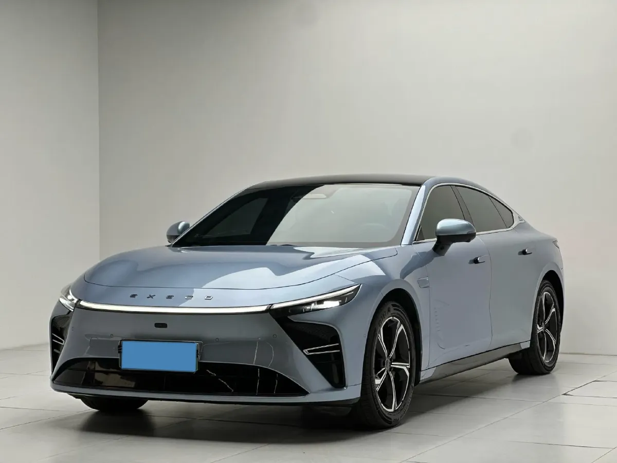 2024 Jaguar E-PACE 1.5T 200HP L3 8AT,autocango,china used car exporter,china ev exporter,chinese used car exporter,chinese used ev exporter