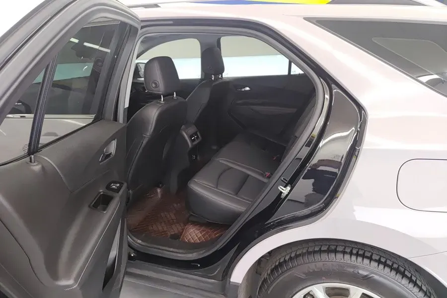 2021 Chevrolet Equinox 1.5T 169HP L4 6AT,autocango,china used car exporter,china ev exporter,chinese used car exporter,chinese used ev exporter