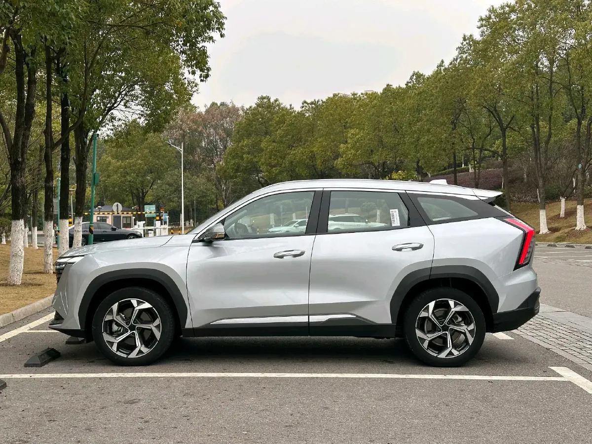 2023 Geely StarRay 1.5T 181HP L4 7DCT,autocango,china used car exporter,china ev exporter,chinese used car exporter,chinese used ev exporter