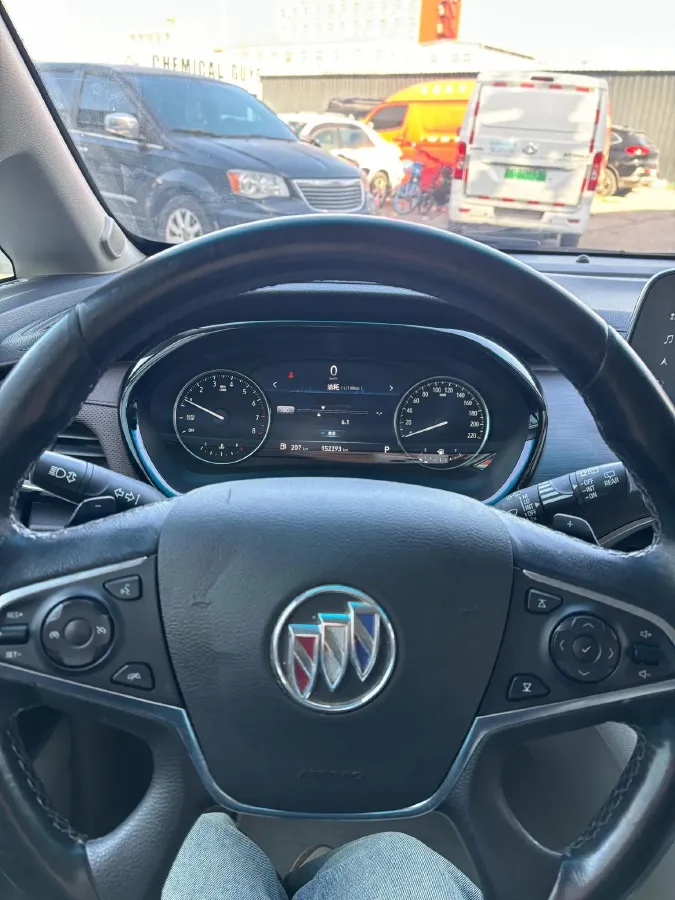 2021 Buick GL8 2.0T 237HP L4 9AT,autocango,china used car exporter,china ev exporter,chinese used car exporter,chinese used ev exporter