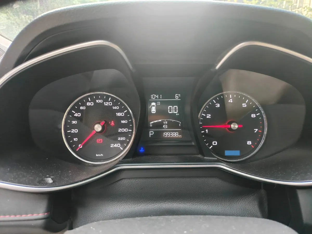 2019 MAXUS D60 1.5T 169HP L4 7DCT,autocango,china used car exporter,china ev exporter,chinese used car exporter,chinese used ev exporter