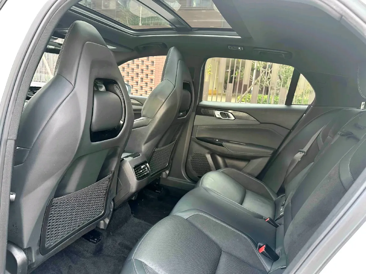 2022 LYNK&CO 03 1.5T 180HP L3 7DCT,autocango,china used car exporter,china ev exporter,chinese used car exporter,chinese used ev exporter