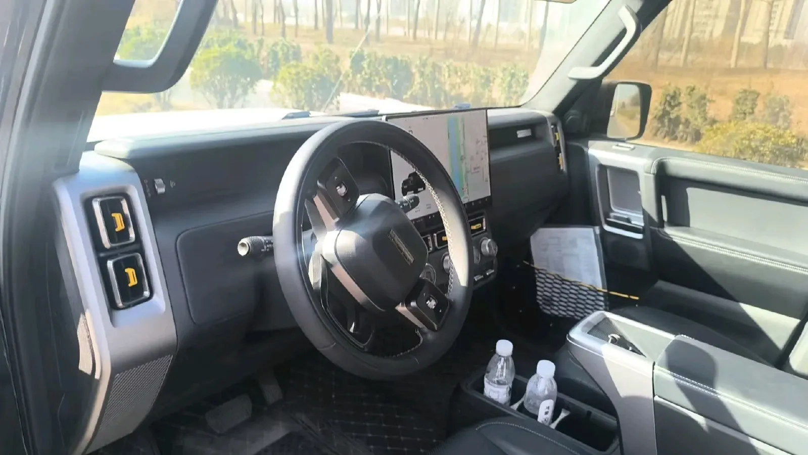 2025 Yufeng Auto Golden Warehouse BEV,autocango,china used car exporter,china ev exporter,chinese used car exporter,chinese used ev exporter