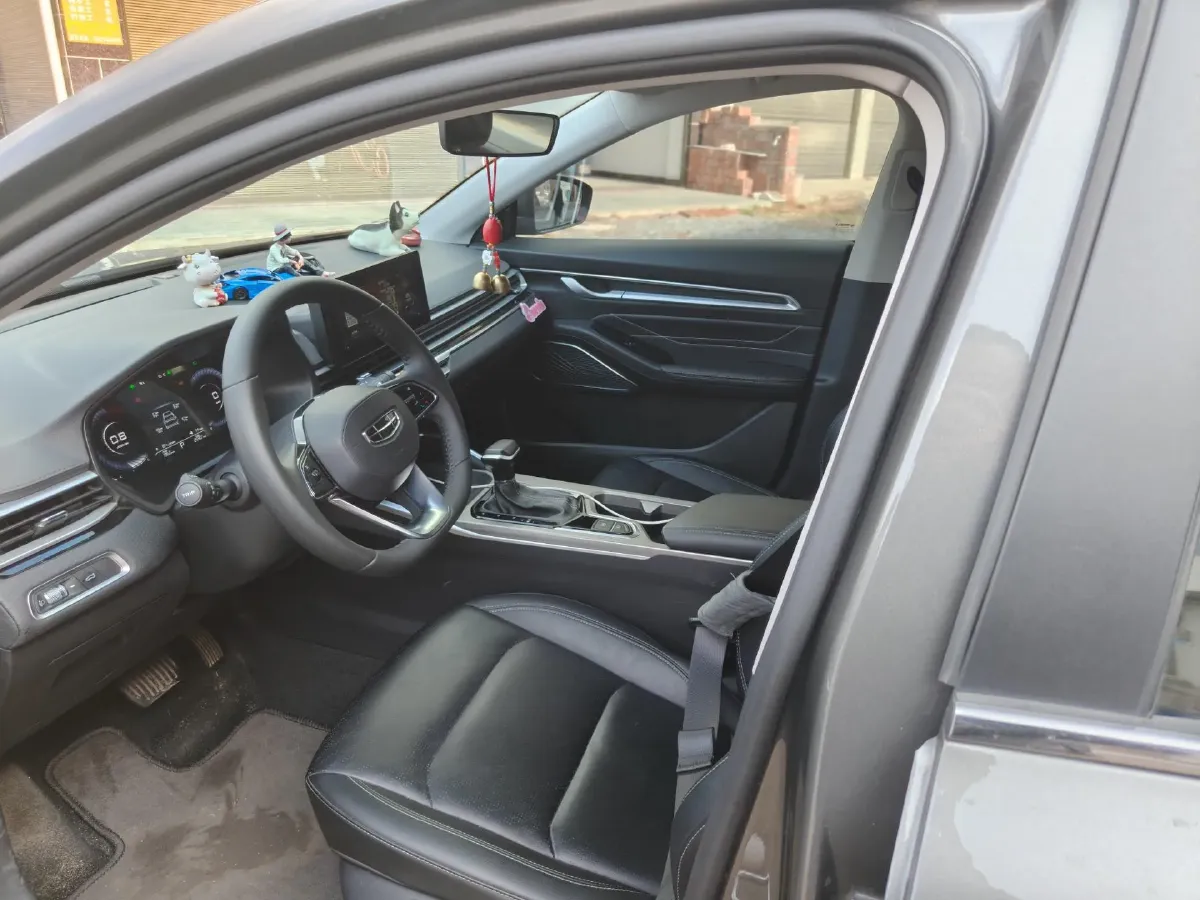 2022 Geely Emgrand 1.5L 114HP L4 CVT,autocango,china used car exporter,china ev exporter,chinese used car exporter,chinese used ev exporter