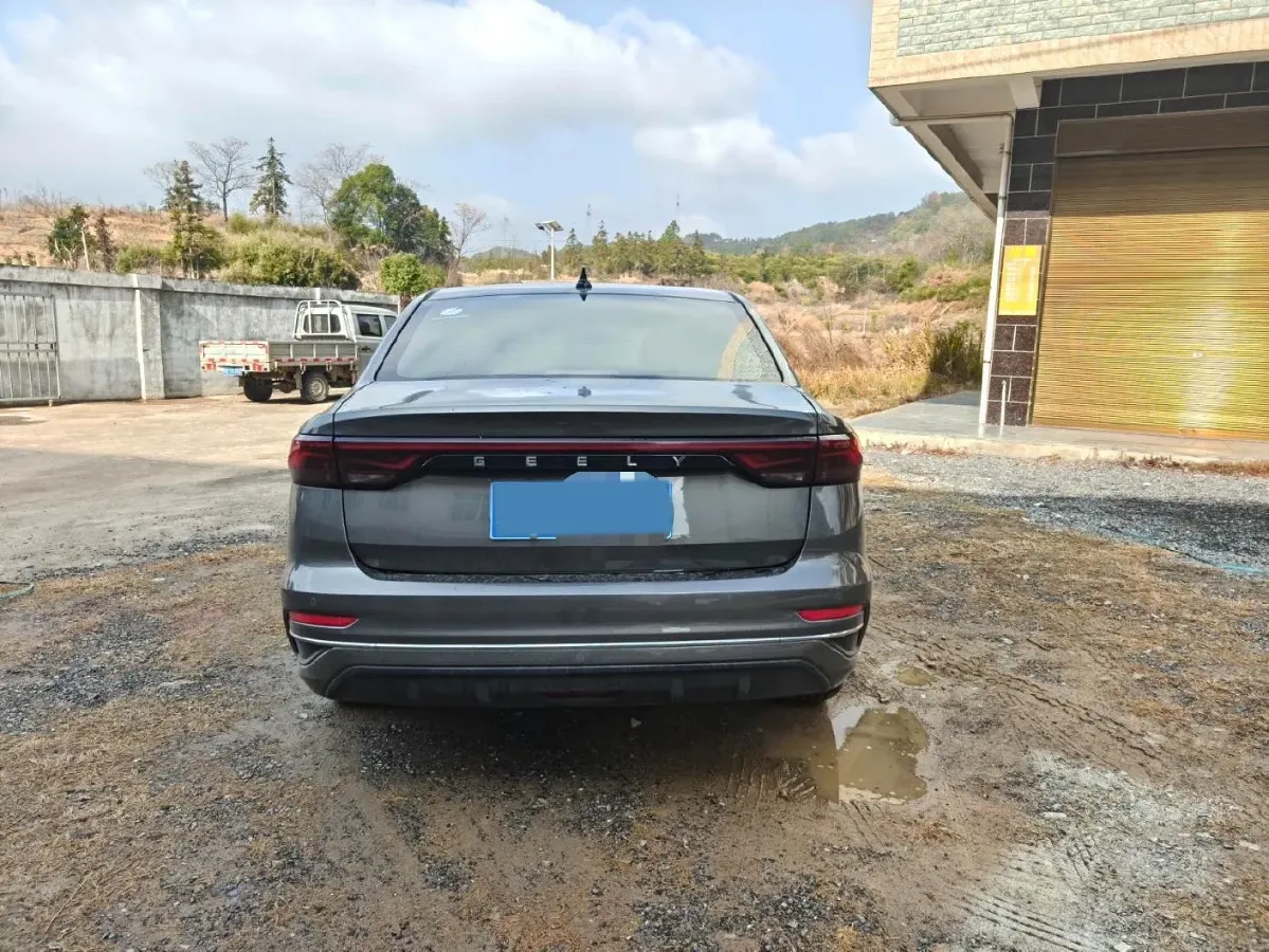 2022 Geely Emgrand 1.5L 114HP L4 CVT,autocango,china used car exporter,china ev exporter,chinese used car exporter,chinese used ev exporter