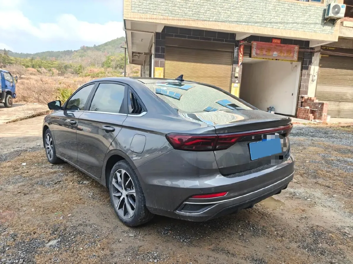 2022 Geely Emgrand 1.5L 114HP L4 CVT,autocango,china used car exporter,china ev exporter,chinese used car exporter,chinese used ev exporter