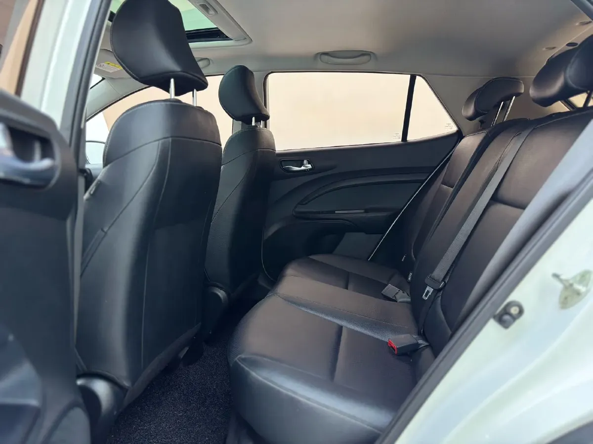 2021 Kia KX1 1.4L 100HP L4 CVT,autocango,china used car exporter,china ev exporter,chinese used car exporter,chinese used ev exporter