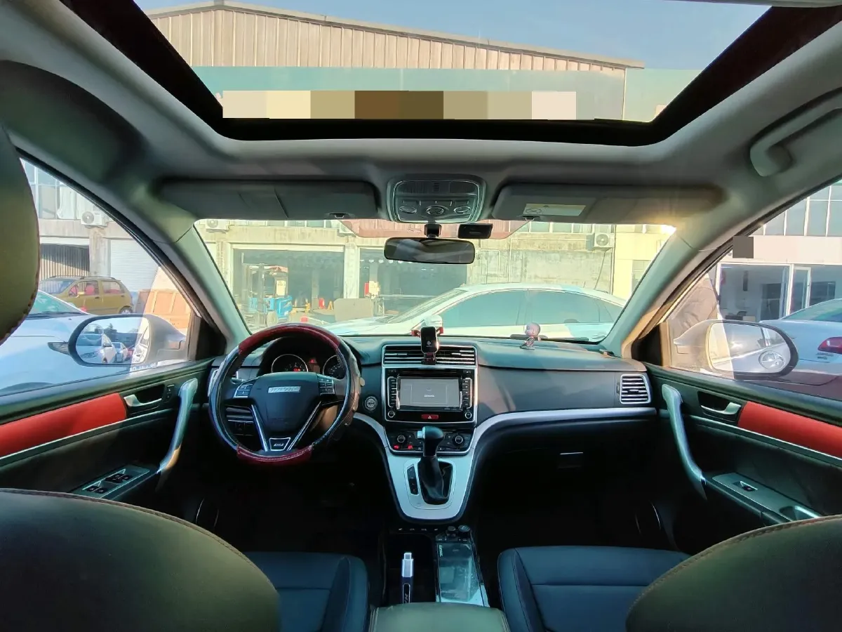 2018 Haval M6 1.5T 150HP L4 7DCT,autocango,china used car exporter,china ev exporter,chinese used car exporter,chinese used ev exporter