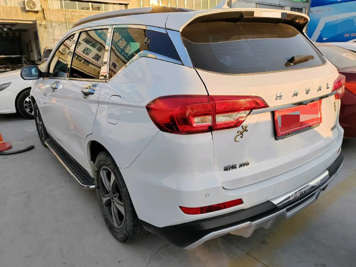 2018 Haval M6 1.5T 150HP L4 7DCT,autocango,china used car exporter,china ev exporter,chinese used car exporter,chinese used ev exporter