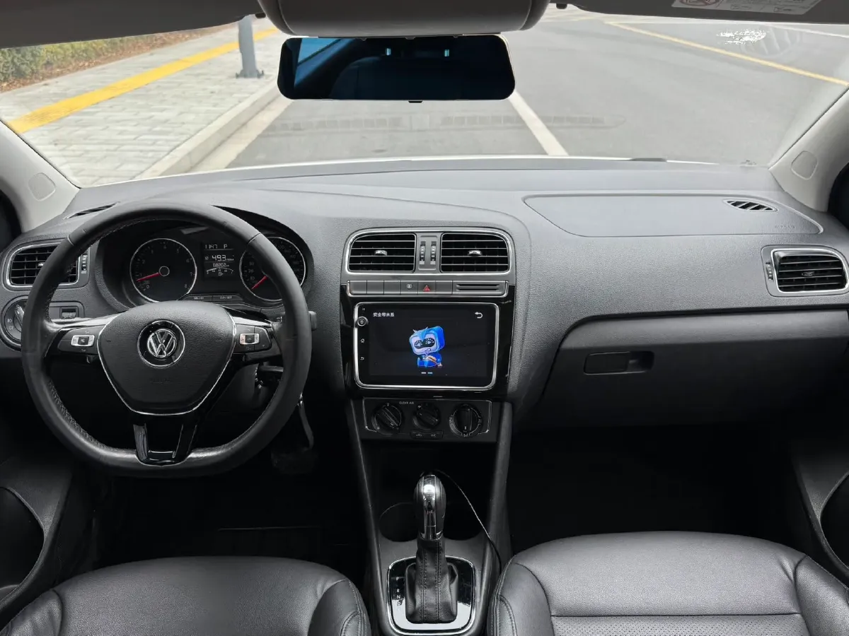 2016 Volkswagen Polo 1.6L 110HP L4 6AT,autocango,china used car exporter,china ev exporter,chinese used car exporter,chinese used ev exporter