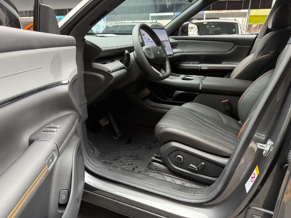 2025 ChangAn QiYuan Q07 1.5L 98HP L4 E-CVT PHEV,autocango,china used car exporter,china ev exporter,chinese used car exporter,chinese used ev exporter