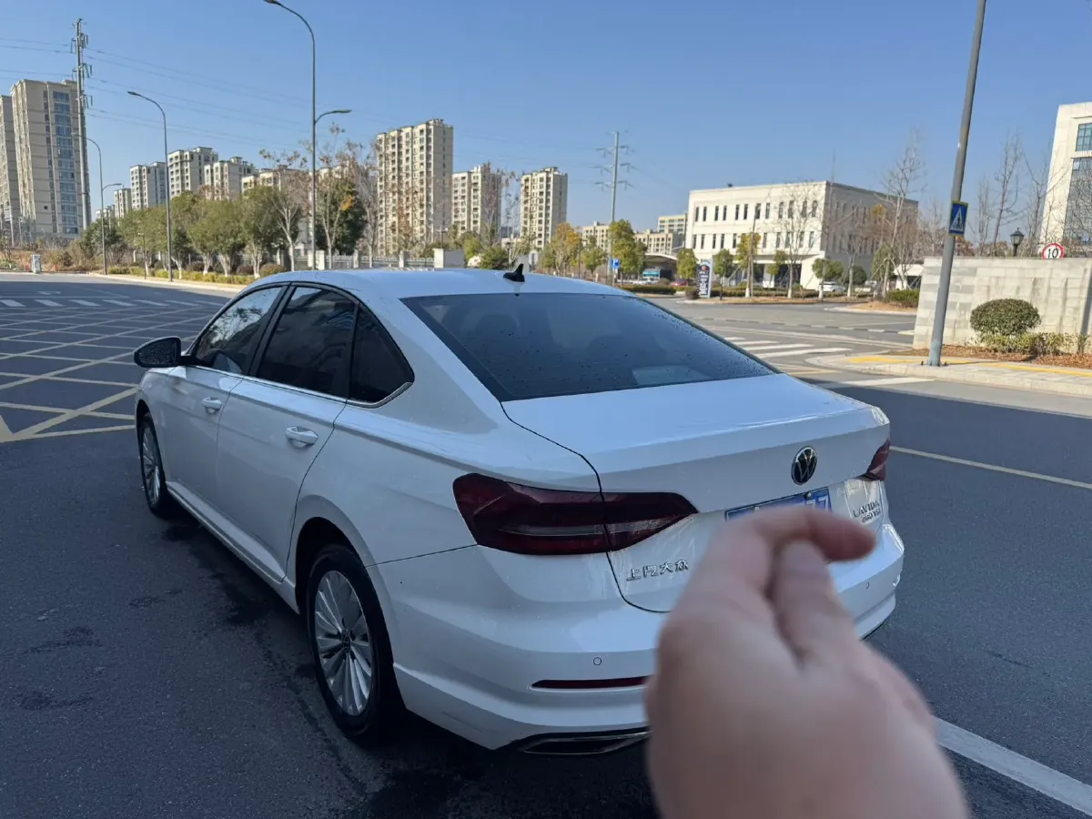 2021 Volkswagen Lavida 1.4T 150HP L4 7DCT,autocango,china used car exporter,china ev exporter,chinese used car exporter,chinese used ev exporter