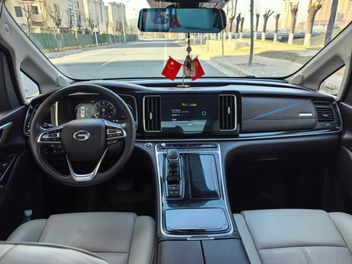 2021 GAC Trumpchi M8 2.0T 252HP L4 8AT,autocango,china used car exporter,china ev exporter,chinese used car exporter,chinese used ev exporter